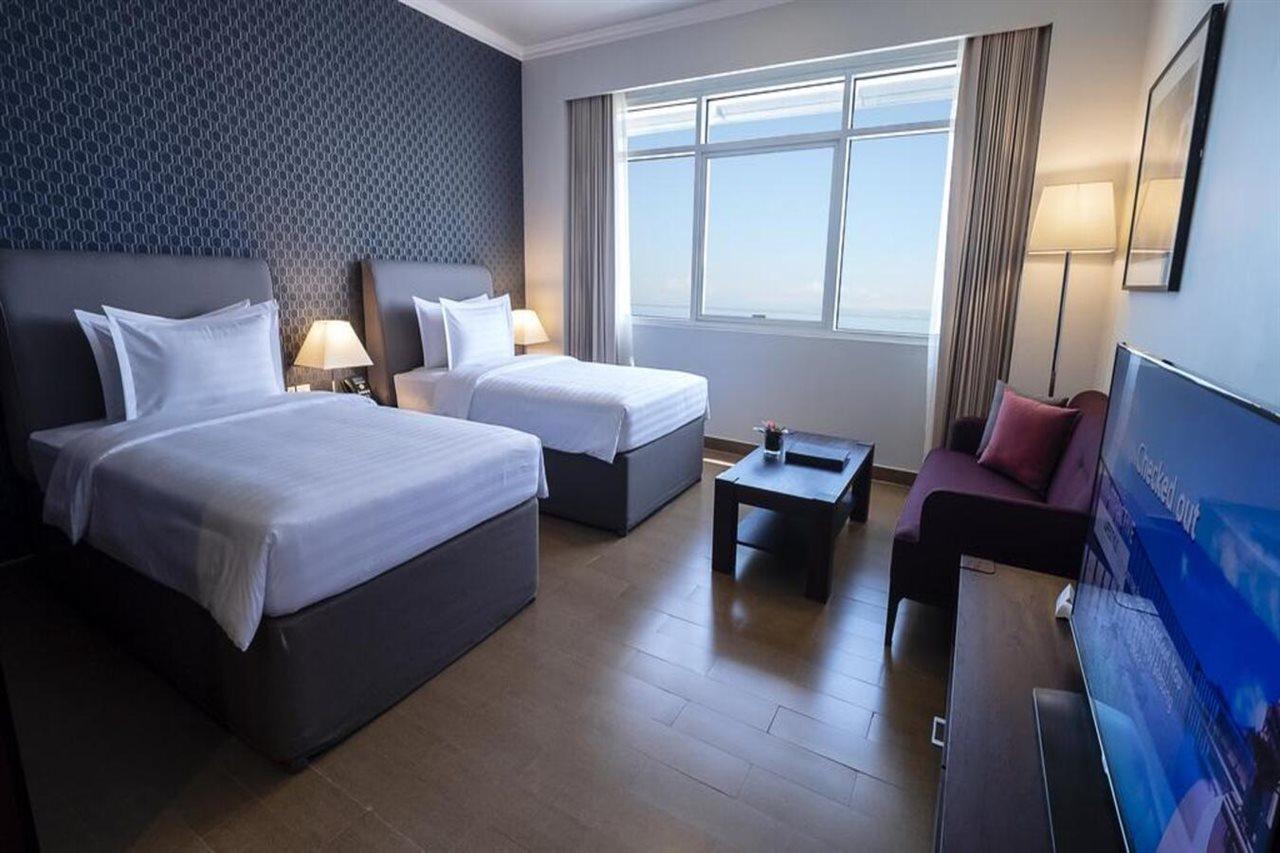 The Curve Hotel Doha Kültér fotó