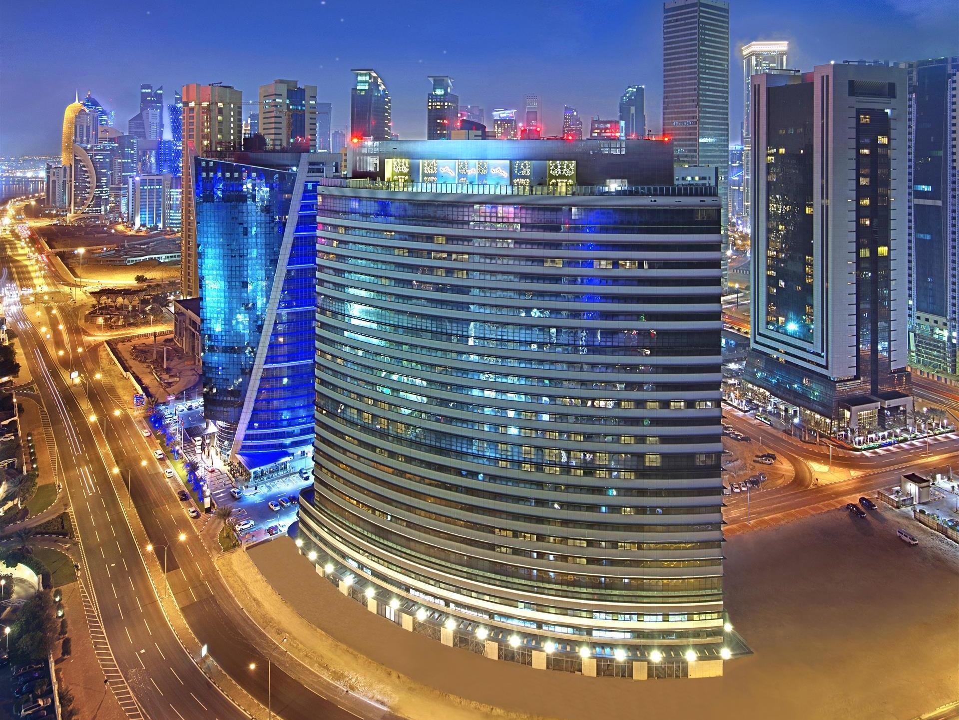 The Curve Hotel Doha Kültér fotó