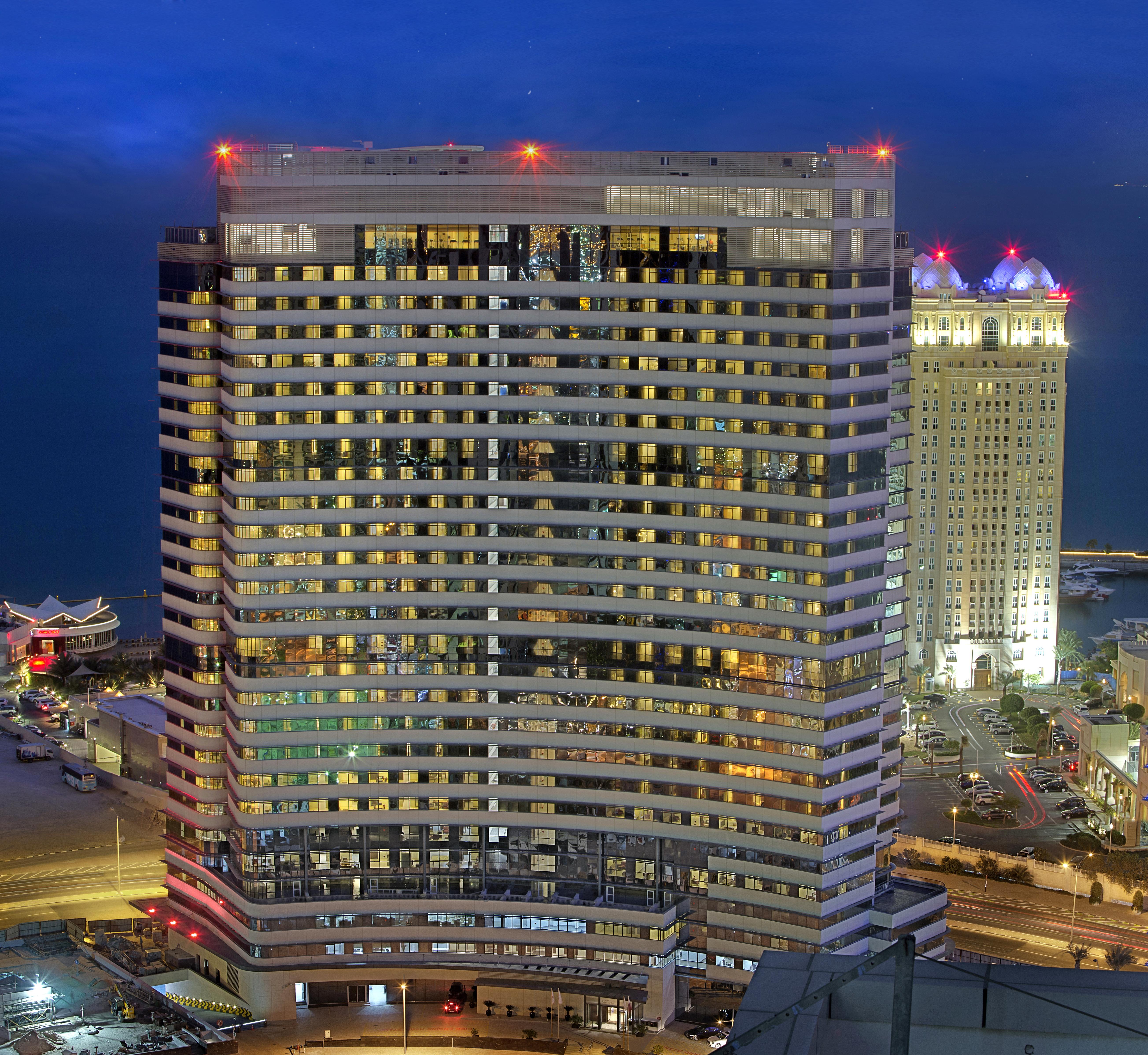 The Curve Hotel Doha Kültér fotó