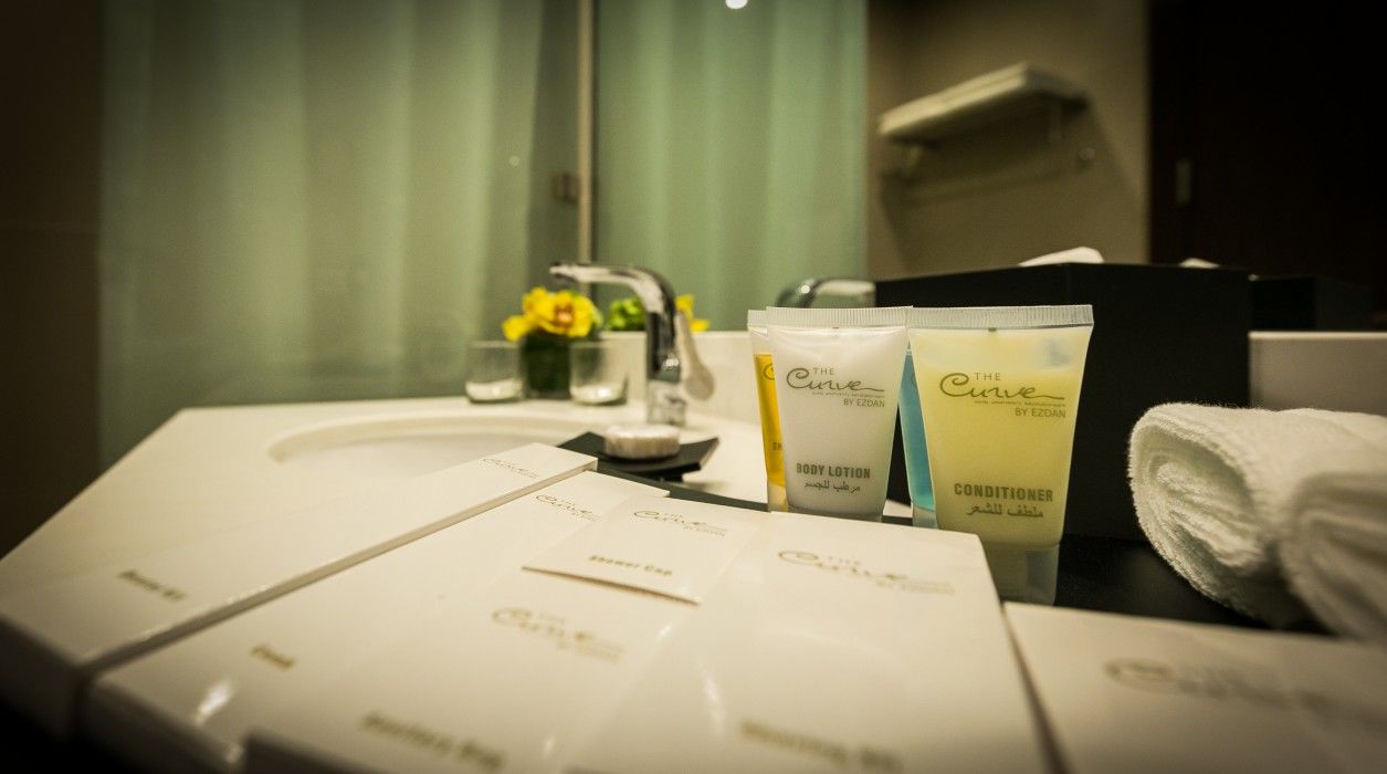 The Curve Hotel Doha Kültér fotó